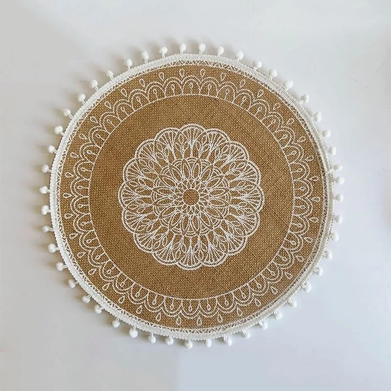 Besuche den Epinki-Store Epinki Weihnachten Tischsets Rund, 2er Set 38CM Platzmatten Abwaschbar Weihnachten Blumen Muster mit Kugel aus Leinen, Tischuntersetzer Abwaschbar Beige Gelb Weiß für Zuhause Restaurant — Küche & Haushalt