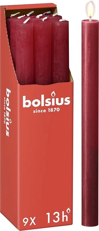 Besuche den bolsius-Store Bolsius - Rustik Stabkerzen - Rot - 9 Stück - 27 x 2.3 cm - Länge Brenndauer 13 Stunden - Unparfümierte - Enthält Natürliches Pflanzenwachs - Ohne Palmöl — Kerzenlicht Abendessen