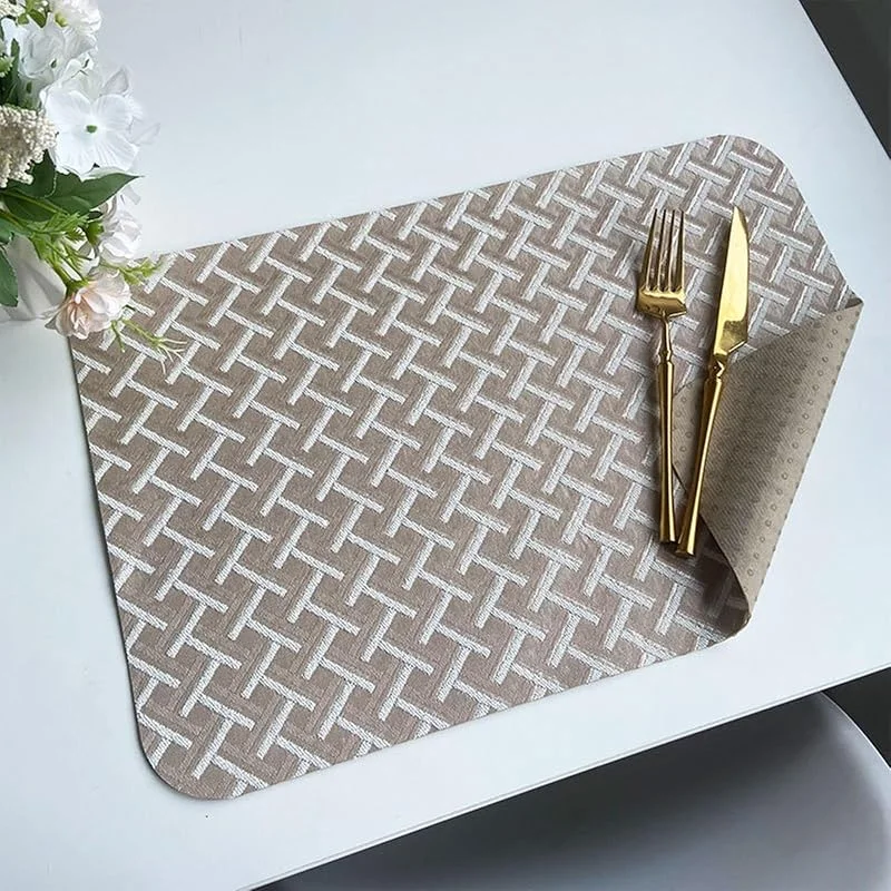 Besuche den Epinki-Store Epinki Tischset Weihnachten Abwischbar Quadratisch, 2er Set Polyester Platzset Weihnachten Abwischbar Jacquard Geometrisch Muster, Tischmatte Esstisch Khaki für Küche Restaurant Hotel, 30x45CM — Küche & Haushalt