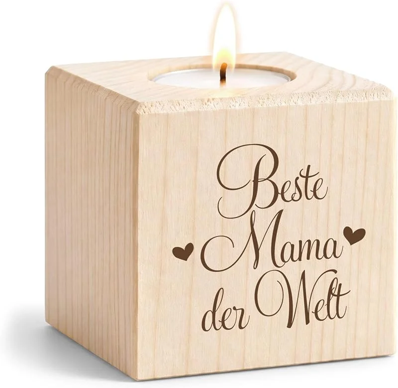 Besuche den GRAVURZEILE-Store GRAVURZEILE Teelichthalter mit UV-Druck aus Holz für Mama - Beste Mama der Welt - Persönliches Geschenk für Mama zum Geburtstag oder Muttertag - Muttertagsgeschenk - Würfel: 8x8cm — Kerzenlicht Abendessen