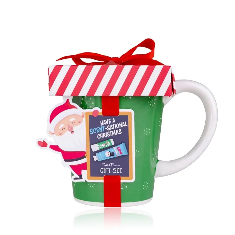 Besuche den accentra-Store Accentra Badeset SANTA & CO in Geschenkverpackung, inkl. 30ml Hand- & Nagelcreme, 4g Lippenbalsam, Tasse (ca. 250ml), Duft: Frosted Berries - blau, rot, grün — Hautpflege