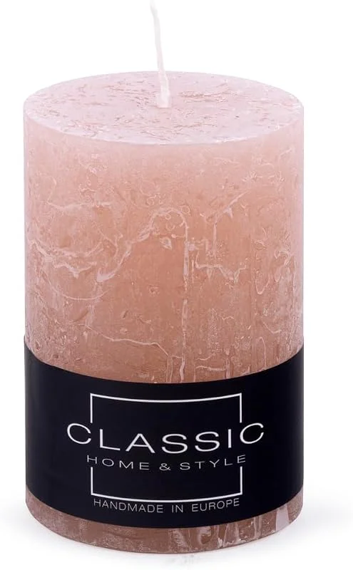 Besuche den DONAU HOME-Store Stumpenkerzen Rustik-Kerze, Puder-rosa, 1 Stück, 10 x Ø 7 cm Unparfümiert, zur Dekoration im Wohnzimmer, Bad, 49 Stunden Brenndauer, Deko Kerzen Wachskerze, Nordic Ambiance — Advent und Tisch