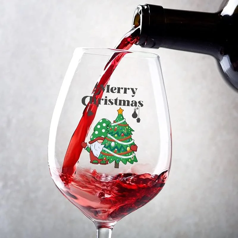 Marke: Rimego Weinglaskelch mit Weihnachtszwerge mit Weihnachtsbaum, 482 ml, Weingläser-Set mit 2 Urlaubsgeschenken für Kollegen, tolles Weingeschenk für Hochzeitstag, Weihnachten, Geburtstag — Wein und Festtafel