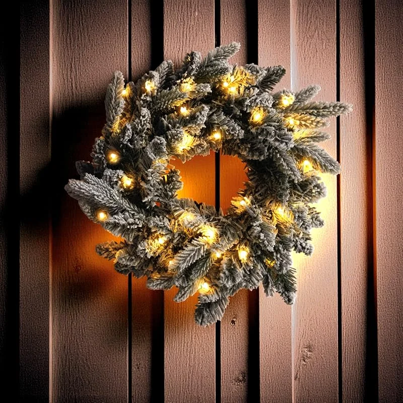 Besuche den Spetebo-Store Kunst Tannenkranz mit 35 LED Batterie betrieben mit Timer - 40 cm - Weihnachtskranz warm weiß beleuchtet mit Deko Schnee - Tischkranz Türkranz Kranz für Weihnachten Advent Winter — Weihnachtsdeko