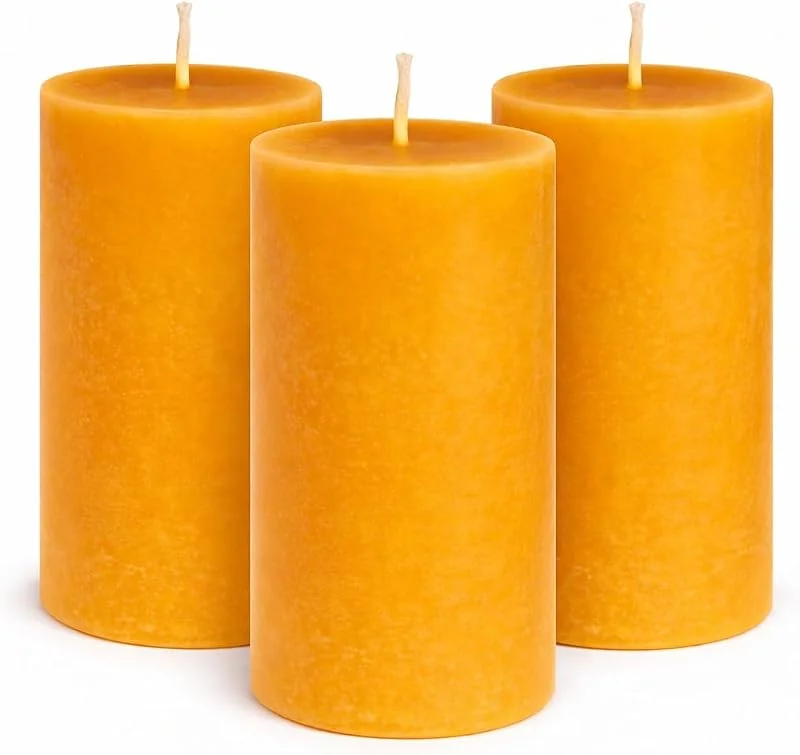 Marke: TrendandStylez 3 handgefertigte Stumpenkerzen aus 100% Bienenwachs (95x45mm), 15h Brenndauer, Made in Germany, Mit natürlichem Honigduft, Adventskranz & Deko — Kerzenlicht Abendessen