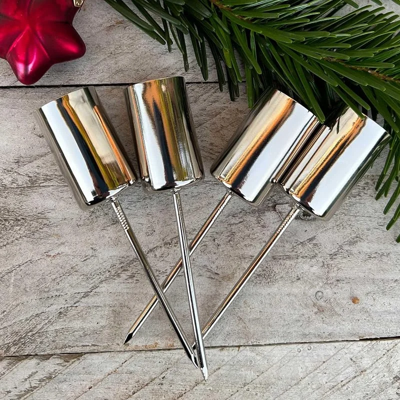 Besuche den Storm's Gartenzaubereien-Store Tafelkerzenhalter für Gestecke 4er Set - Kerzenhalter mit Spieß in Silber — Kerzenlicht Abendessen