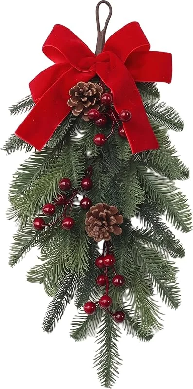 Marke: TusaMer Weihnachtsgirlande, künstliche Tannengirlande in Tropfenform mit Schleife, Tannenzapfen, rote Beeren, für Urlaub, Heimdekoration, grüne Tropfen-Weihnachtsgirlande — Weihnachtsdeko