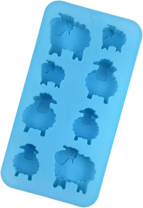Marke: RWAJZAX Flexible blaue Silikonform mit Schafen, Eis, Süßigkeiten, Schokolade, Kuchen, Dekoration, 20 cm, lebensmittelechtes Backblech, Schokoladenform, Schafform, Eis und Dessert — Weihnachtskueche