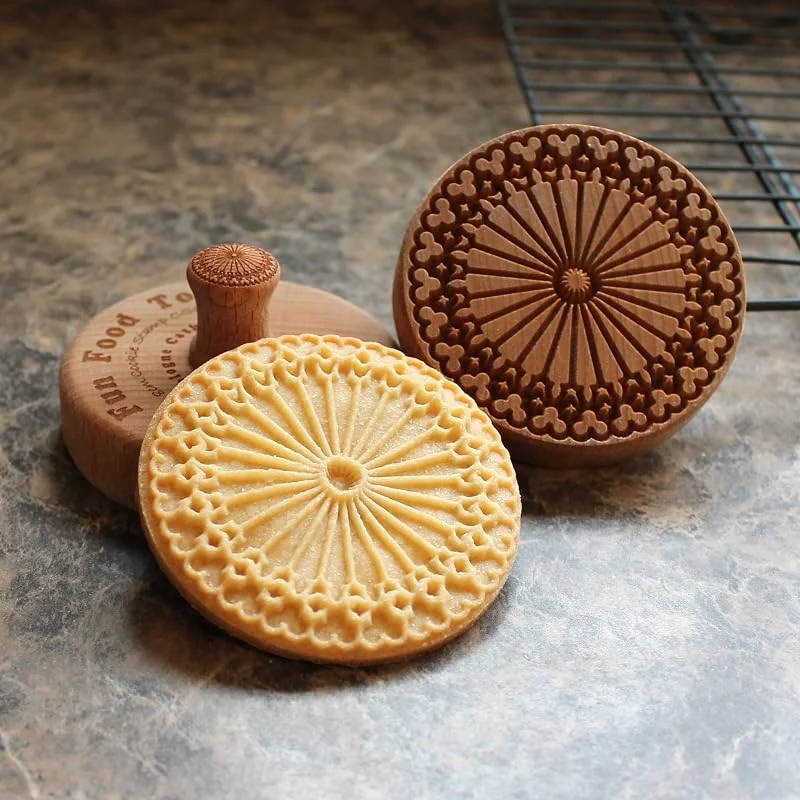 Marke: Fun Food Tools Großer Keksstempel aus Holz, 7, 9 cm (Kölner Dom geprägt, CS8-014) — Weihnachtskueche