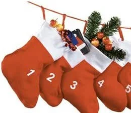 Besuche den Spetebo-Store Spetebo Adventskalender NIKOLAUSSOCKEN aus Filz - Taschen zum Selbstbefüllen - Girlande — Advent und Tisch