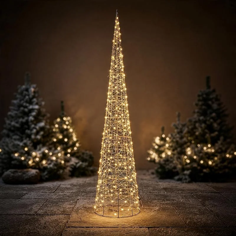 Besuche den Spetebo-Store LED Weihnachtspyramide 210 cm gold für Außen und Innen mit Timer — Weihnachtsbeleuchtung