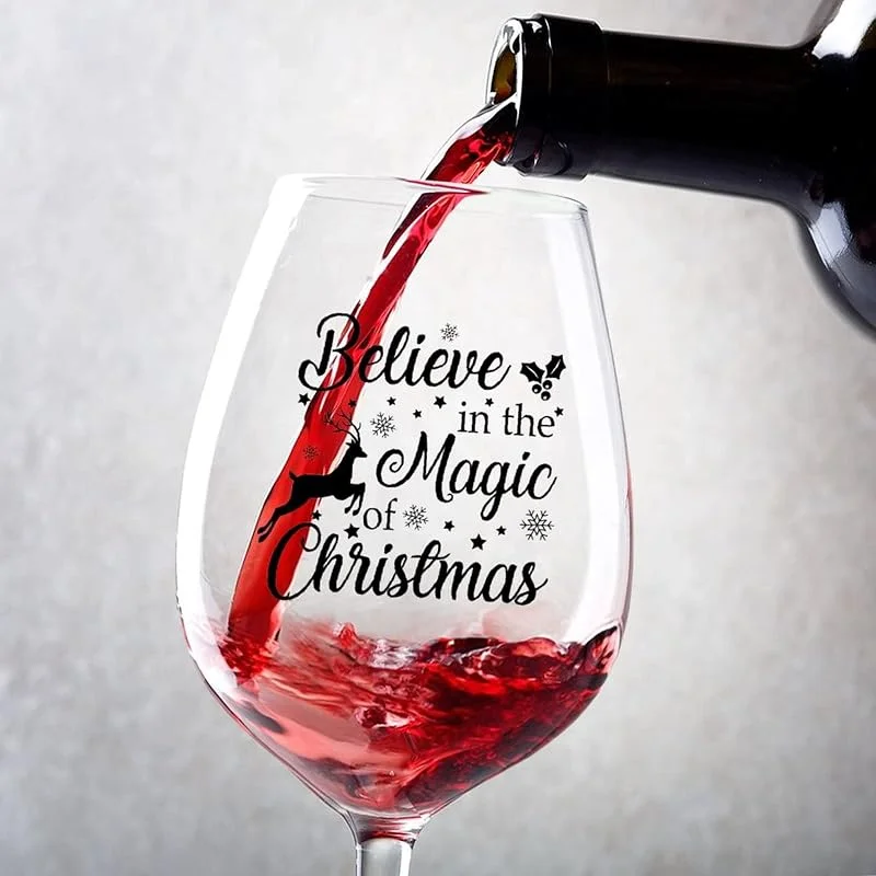 Marke: Rimego Weingläser, 2er-Set, Believe in The Magic of Christmas, Rotweinglas, 325 ml, für Paare, Jahrestag, Hochzeit, Geschenk, personalisierte Weingeschenke für Frauen und Männer — Wein und Festtafel