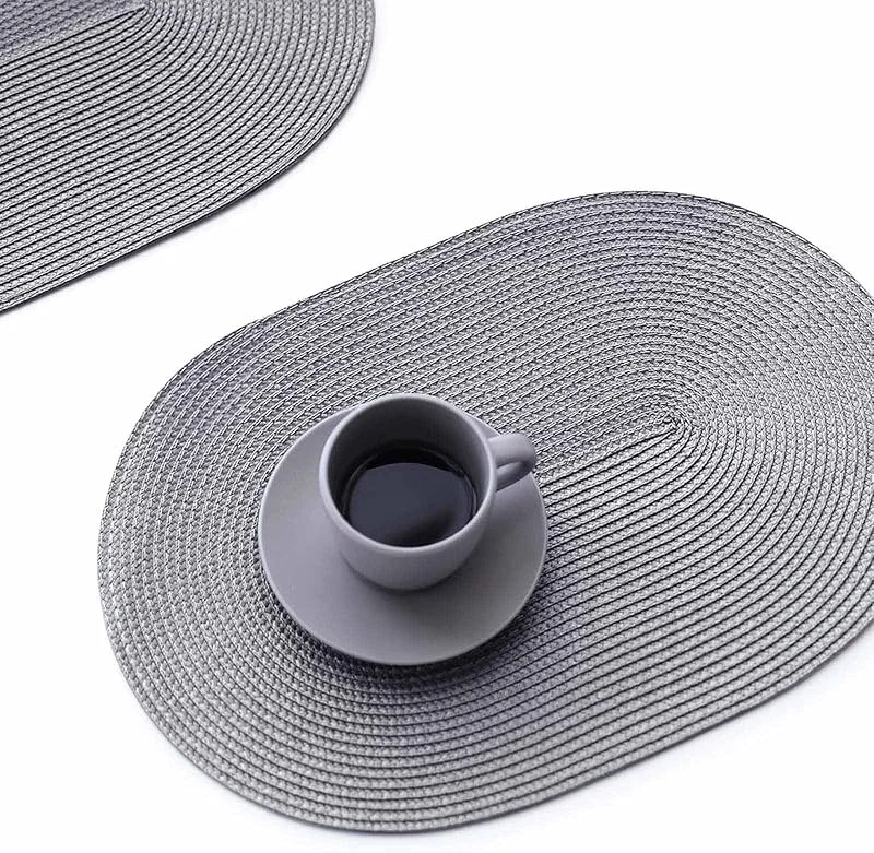 Marke: FunWheat FunWheat Ovale geflochtene Platzsets, Set mit 8 Tischsets für Esstische, waschbar, hitzebeständig, Platzsets für drinnen und draußen, 12 x 17, 5 Zoll (oval, hellgrau, 8 Stück) — Küche & Haushalt